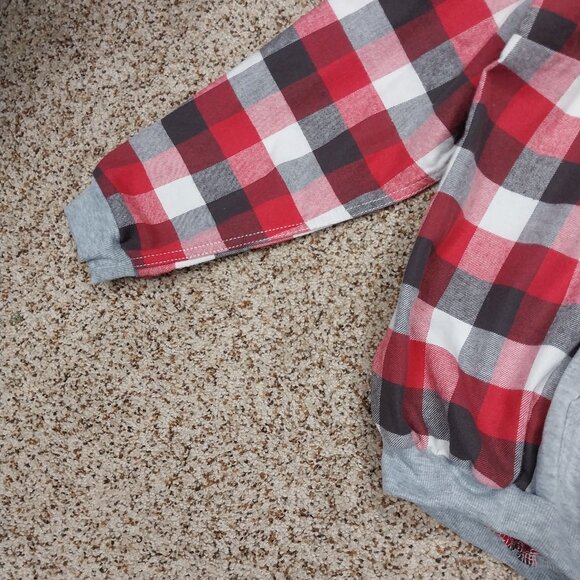 3426 Size XL/1X Handmade Upcycled Oversized Sweatshirt in Red and Grey. - Picture 2 of 4